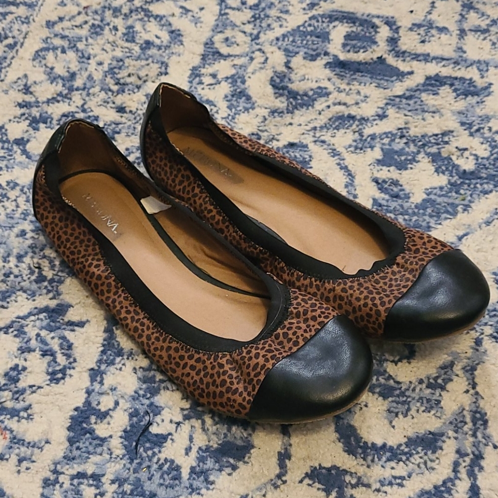 5 for $25 Merona sz 10 animal print flat shoes